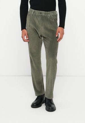 CHASY - Nohavice chinos - green
