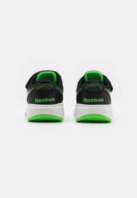 Reebok ROAD SUPREME 3.0 ALT UNISEX - Sapatos para corrida em estrada - core black/pure grey 8/solar lime