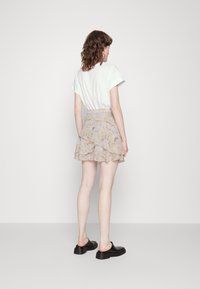 AllSaints KASA MOMO SKIRT - Calções - yellow