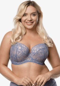 Jasnoniebieski koronkowy biustonosz z kwiatowym wzorem, ze wsparciem w staniku, falbaniastymi brzegami i małym dekoracyjnym detalem na środku. Miękka struktura, przezroczysty fason.