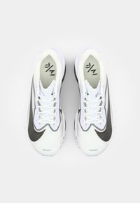Nike Performance ZOOM FLY 6 - Løbesko til landevejen - white/black/smoke grey/metallic silver
