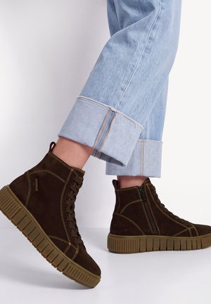 Tamaris, Bottines à lacets - mocca