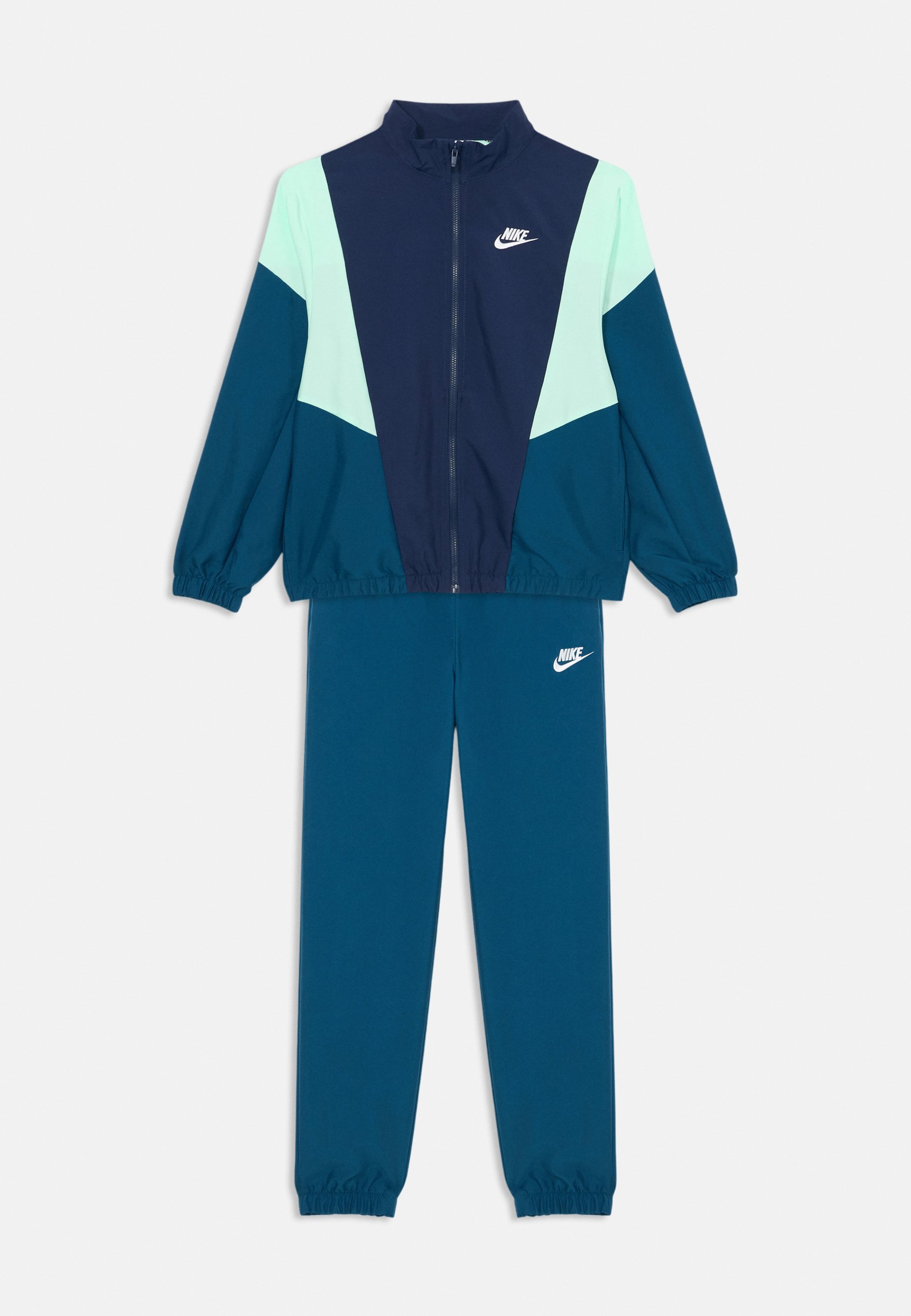 nike tracksuit sportswear