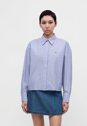 Tommy Jeans, FESTIVE OVERSIZED FIT CROPPED SHIRT - Chemisier - blue