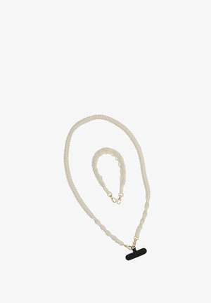 Collana bianca intrecciata con una catena regolabile e un'accaento rettangolare nera al gancio. Include un bracciale abbinato.