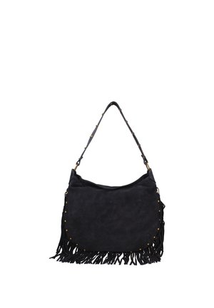Sac à bandoulière en daim noir avec des clous dorés le long des bords et de la sangle, avec des détails à franges en bas et sur les côtés.