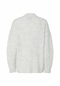 Šviesiai pilkas megztinis su minkšta, tekstūruota medžiaga. Turi apvalų kaklą, ilgomis rankovėmis ir laisvą siluetą. Nėra matomų raštų ar akcentų.