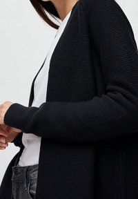 ARMEDANGELS Kofta - black