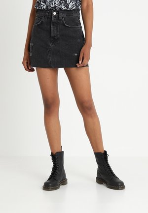 A-linjainen hame - black