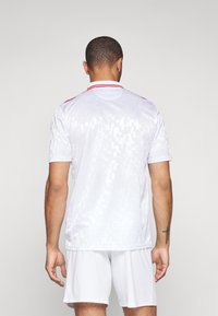 Hummel DENMARK biały