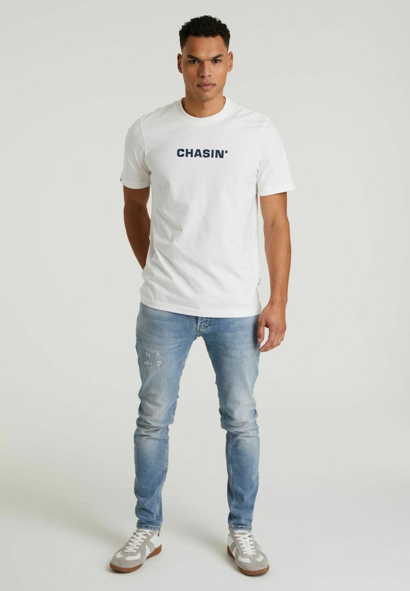 シャルボン PIGMENT DYE PRINT T-SHIRT L CHASIN' - T-shirt z nadrukiem/mleczny - Zalando.pl