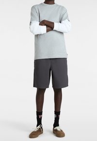 Vans Jednoduché tričko - grey