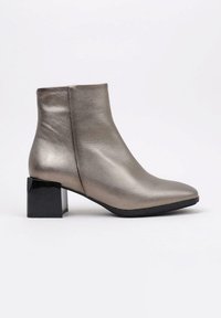 Sandra Fontán BARPA - Botines bajos - metalic