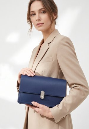 Bruno Magli, BRUNO MAGLI SHOULDER BAG - Umhängetasche - blu