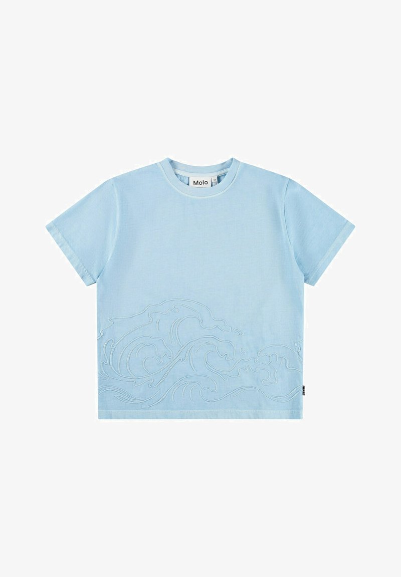 T-shirt bleu ciel à manches courtes avec des motifs de vagues en relief brodés le long de l'ourlet inférieur. Fabriqué en coton doux avec un col rond.