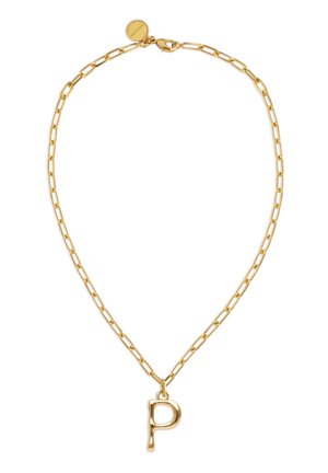 Cadena de oro con cierre de langosta y un colgante en forma de la letra minúscula "p" con acabado brillante y pulido.