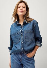 Ellos Collection MIT EINER LOCKEREN PASSFORM - Skjortebluser - mittelblau