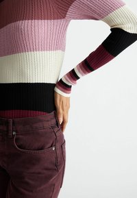 LIU JO STRIPED TURTLENECK - Maglione - pink