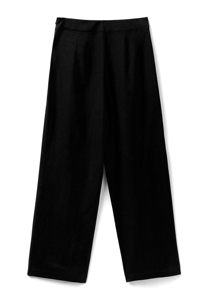 Schwarze weit geschnittene Hosen aus weichem Stoff mit glatter Textur. Mit hoher Taille und Falten an der Vorderseite für zusätzlichen Stil.