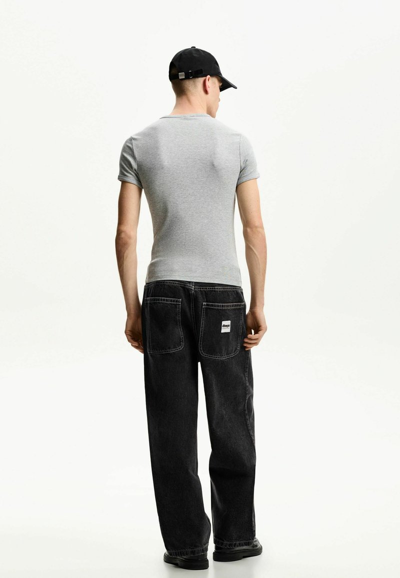 Bershka Tuta Kappa Di Jeans Bershka BAGGY Jeans Baggy Black/nero