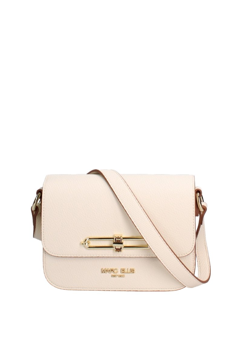 Borsa a spalla color pesca realizzata in pelle testurizzata, con chiusura in tonalità oro, tracolla regolabile e logo del brand impresso sul davanti.