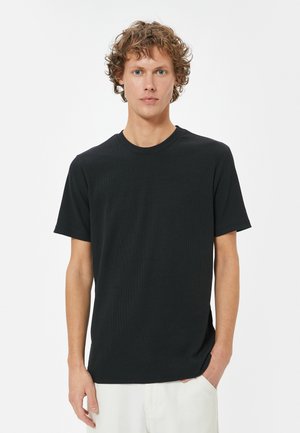 SLIM FIT  - T-paita - black