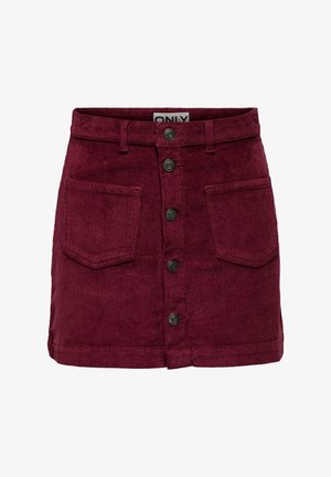 Falda mini de pana burdeos con cierre delantero de botones, trabillas para cinturón y dos bolsillos delanteros tipo parche.