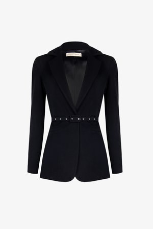Schwarzer, taillierter Blazer mit Reverskragen, Ein-Knopf-Verschluss und tailliertem Design mit silbernen Beschlägen. Glatte Textur über die gesamte Oberfläche.