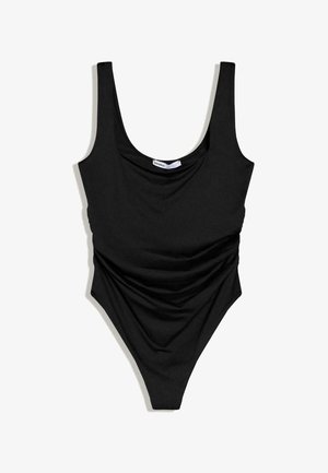 Zwart mouwloos badpak met een ronde halslijn en geplooide details aan de voorkant.