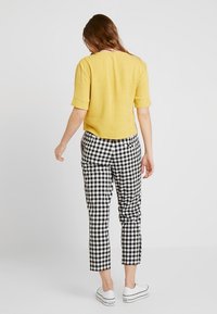Topshop Kalhoty - black