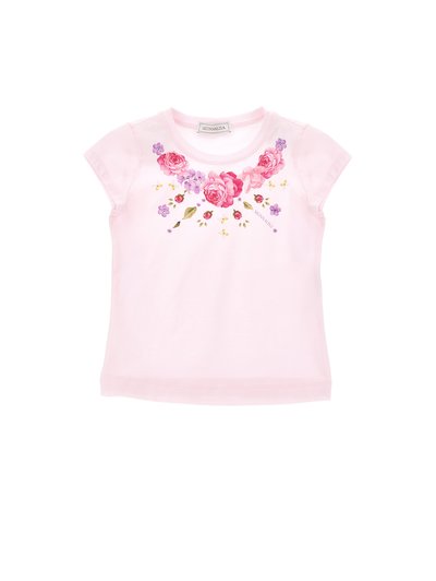 Ανοιχτό ροζ κοντομάνικο πουκάμισο με λουλουδάτο σχέδιο από ροζ τριαντάφυλλα και μωβ λουλούδια στο στήθος, με στρογγυλή λαιμόκοψη.