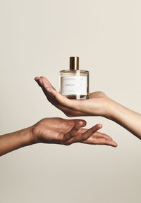 ZARKOPERFUME MENAGE A TROIS - Eau de Parfum
