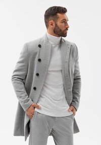 Ombre Korte frakker - grey