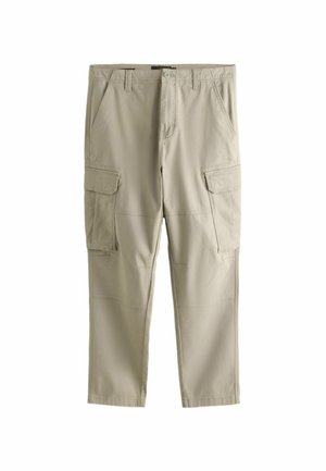 Beige cargo nadrág tartós anyagból, több oldalsó zsebbel, gombzárral és varrott részletekkel a textúra fokozásáért.