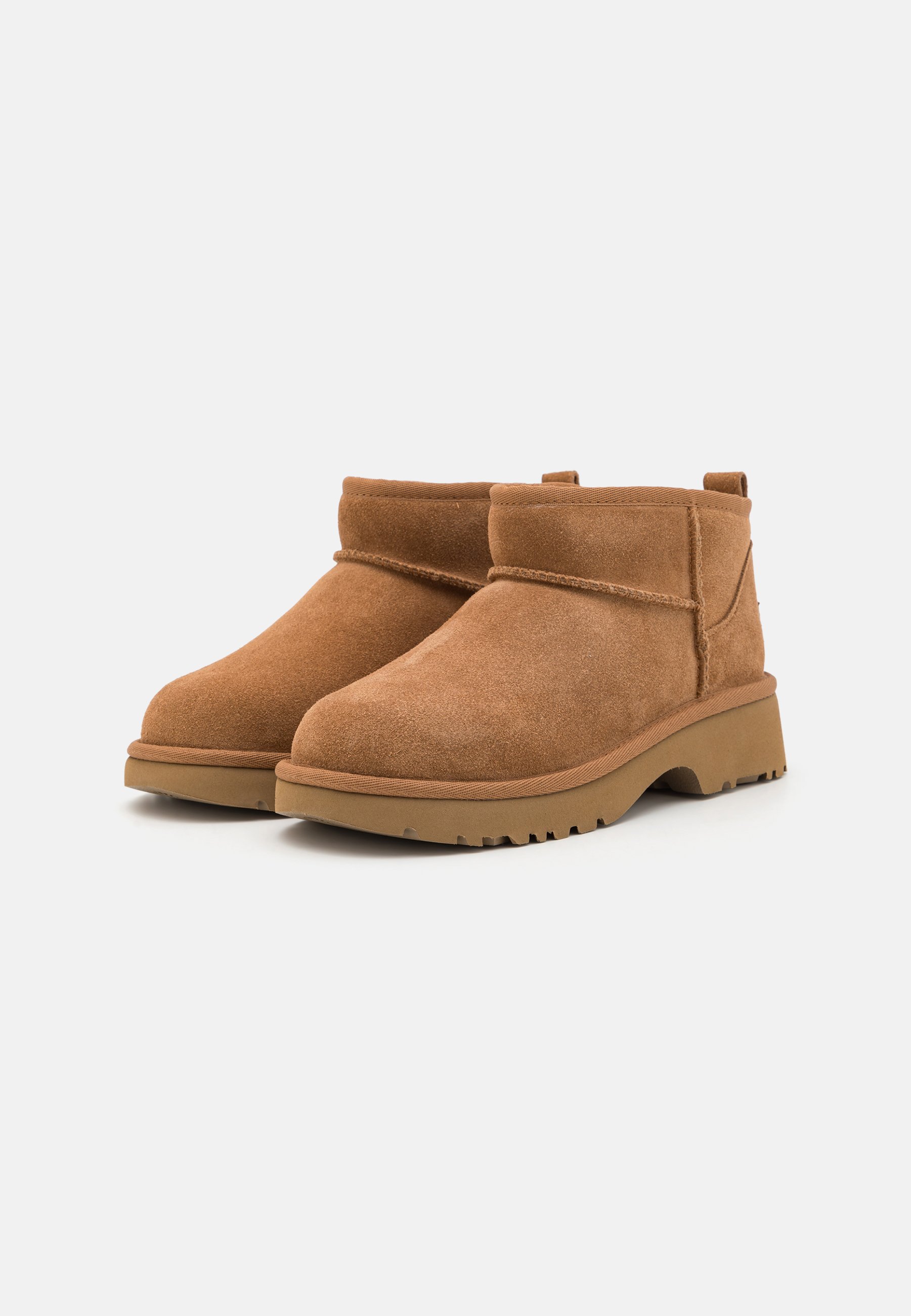 UGG CLASSIC ULTRA MINI NEW HEIGHTS - Stiefelette - chestnut