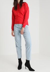 Urban Classics Felpa con cappuccio - red
