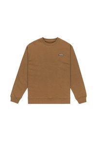 Sudadera marrón con cuello redondo y mangas largas. Presenta una pequeña etiqueta negra en el lado izquierdo del pecho, fabricada con un tejido suave y texturizado.