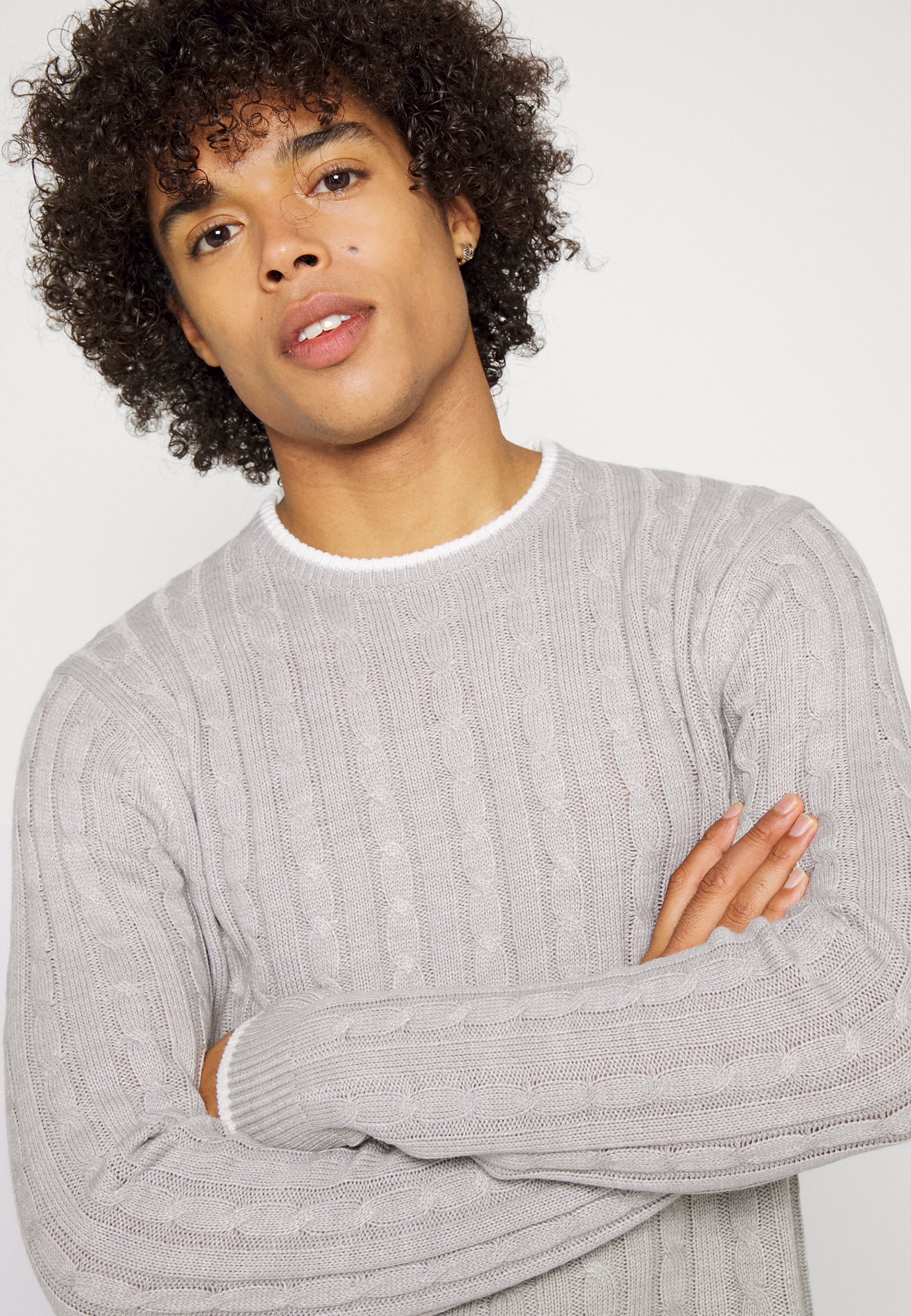 fendi jumper with eyes