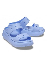 Sandali di gomma blu con due fasce larghe, design con punta aperta e suole con battistrada. Presentano fori di ventilazione per la traspirabilità.