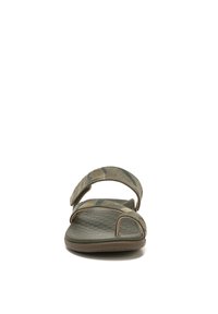 Groene sandalen met een patroon, voorzien van twee verstelbare banden, een textuurzool en een duurzame zool. Heeft een afgerond design van de tenen en uitsparingen aan de zijkanten.