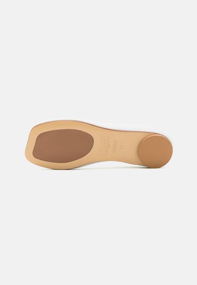 MM6 Maison Margiela Ballerinaskor - white