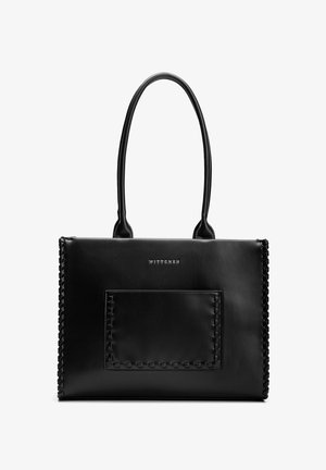 Bolso tote de cuero negro con asas largas, bolsillo frontal cosido y el nombre de la marca "WITTCHEN" en la superficie lisa.