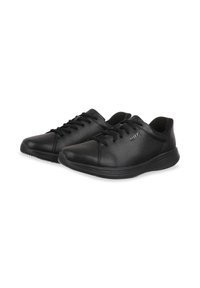 Sneakers neri in pelle con texture liscia, punta arrotondata, design con lacci e suola leggermente curvata per un maggiore comfort.