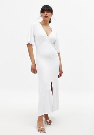 BUTTON DETAIL - Maxi dress - white