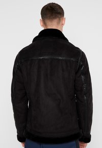 Jack & Jones Bunda z umělé kůže - black