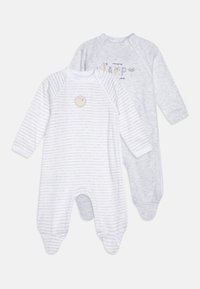 To baby romper: en grå med trykk, den andre stripete hvit og grå med en rund knappdetalj. Mykt stoff, lange ermer, med føtter.