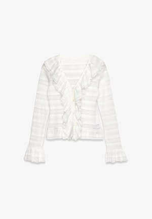 Biały dzianinowy kardigan z falbaniem przy dekolcie w kształcie V, długimi rękawami z rozszerzanymi mankietami oraz skomplikowanymi wzorami teksturowymi na całej powierzchni.