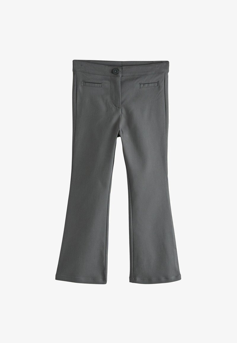 Pantalon gris à jambes droites avec fermeture par bouton et deux poches fendues horizontales sur le devant de la taille, posé à plat sur un fond blanc.