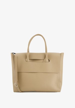 Beige Ledertasche mit doppelten Obergriffen, einem Reißverschluss und einer Fronttasche. Texturierte Oberfläche mit dezentem Branding.