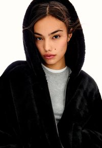 Bershka HOODED - Winterjas - black